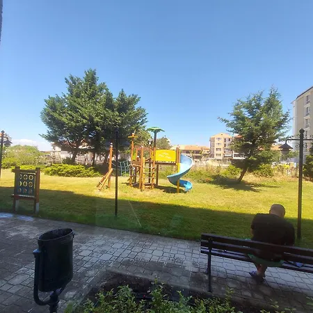 Festa Sea View Lägenhet Pomorie